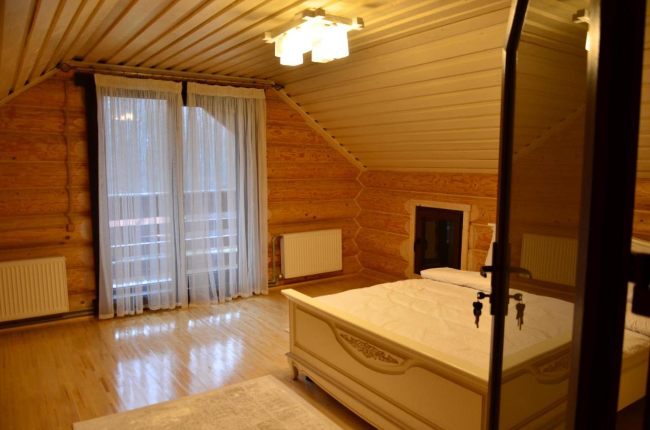 Комплекс Скала Villa Serednye Vodyane Ngoại thất bức ảnh