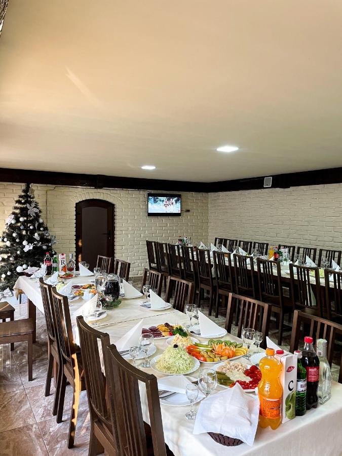 Комплекс Скала Villa Serednye Vodyane Ngoại thất bức ảnh